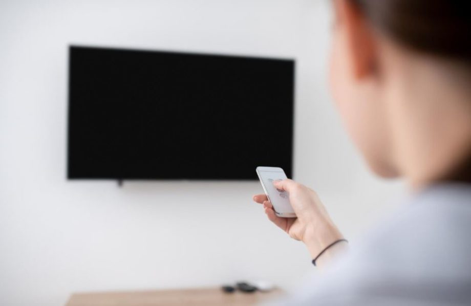 samsung tv stänger av sig själv